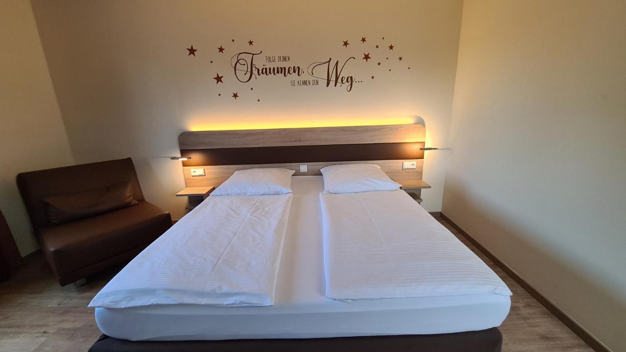 KomfortHotel Grossbeeren - Stadt-Gut-Hotel Buitenkant foto